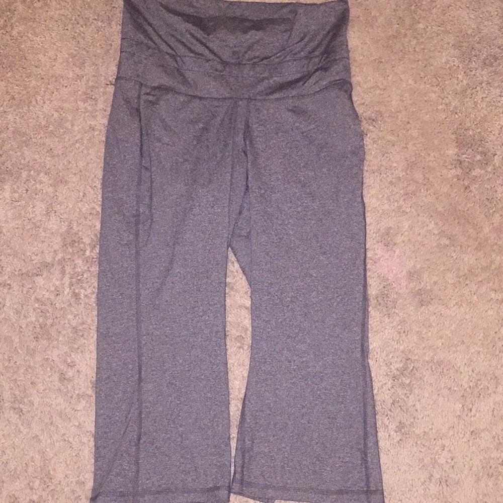 Old navy grey athletic capris